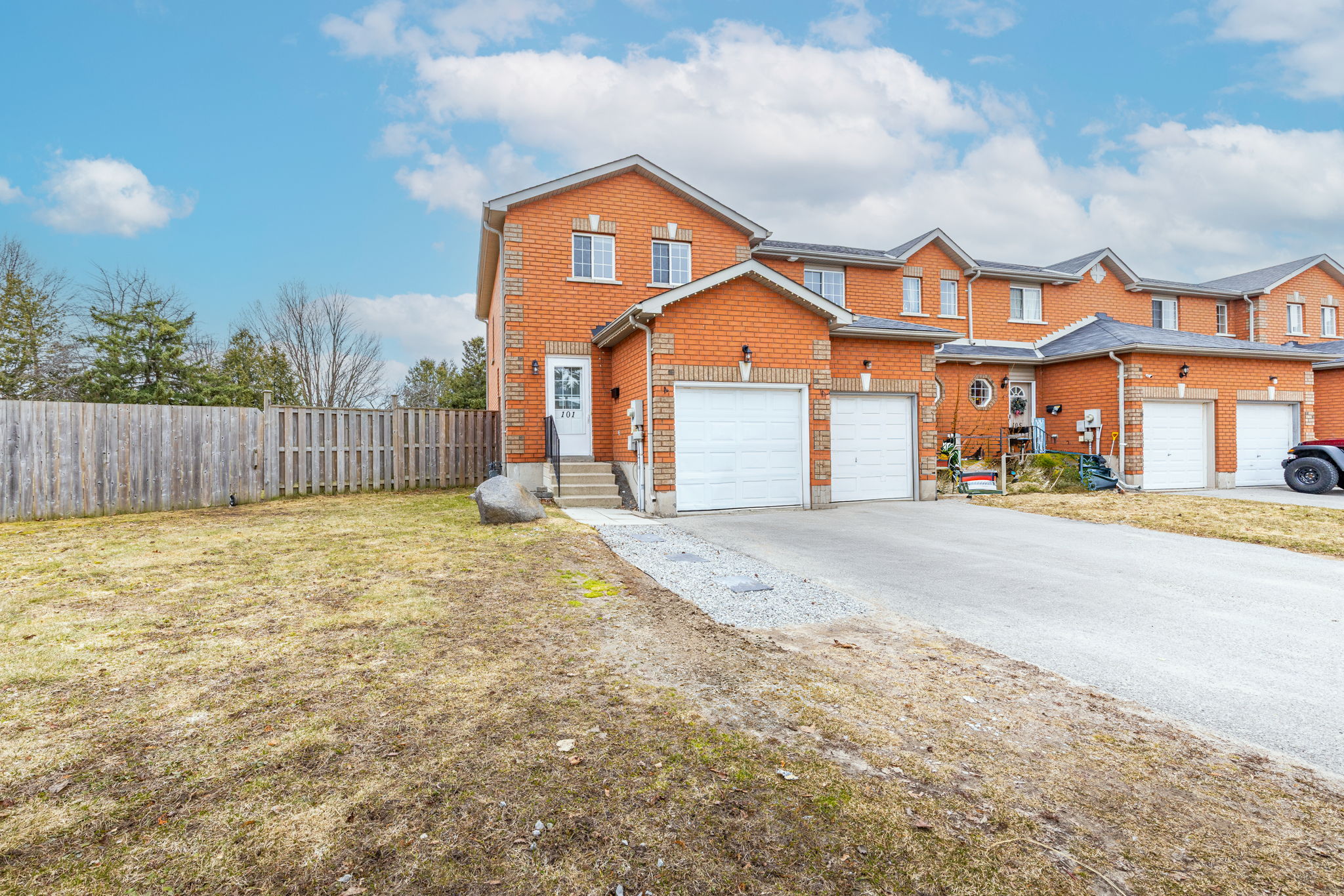 Barrie property showcase — delivered property photograph 3