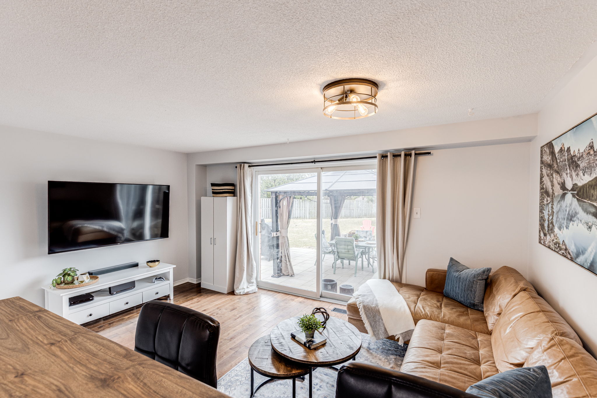 Barrie property showcase — delivered property photograph 9