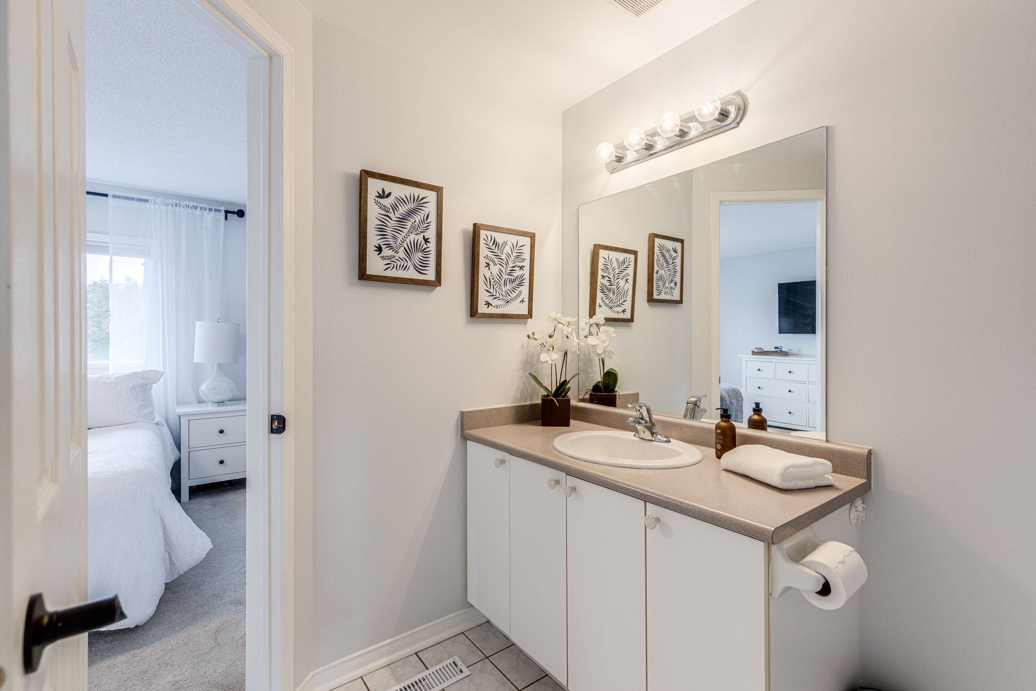 Barrie property showcase — delivered property photograph 20