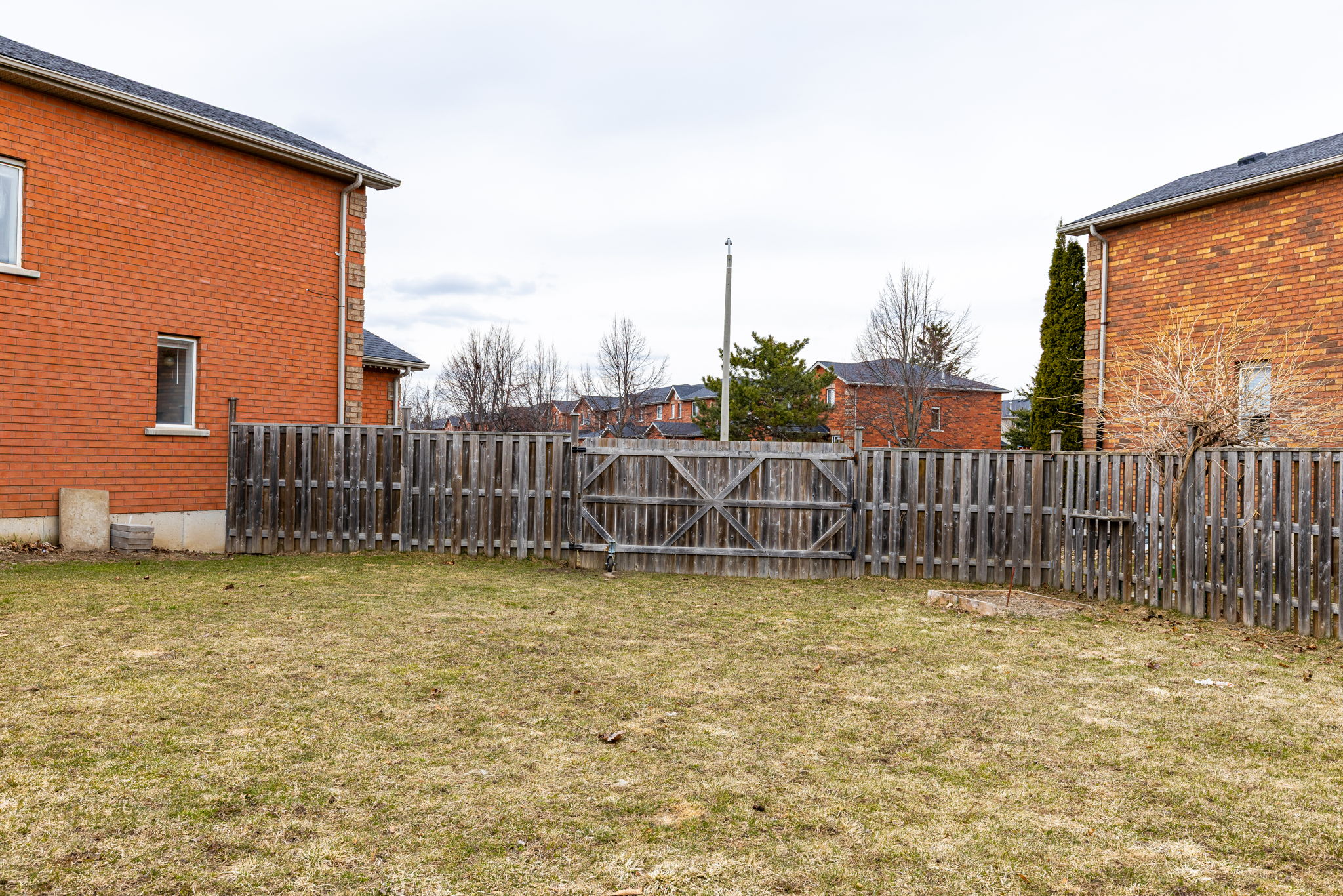 Barrie property showcase — delivered property photograph 32