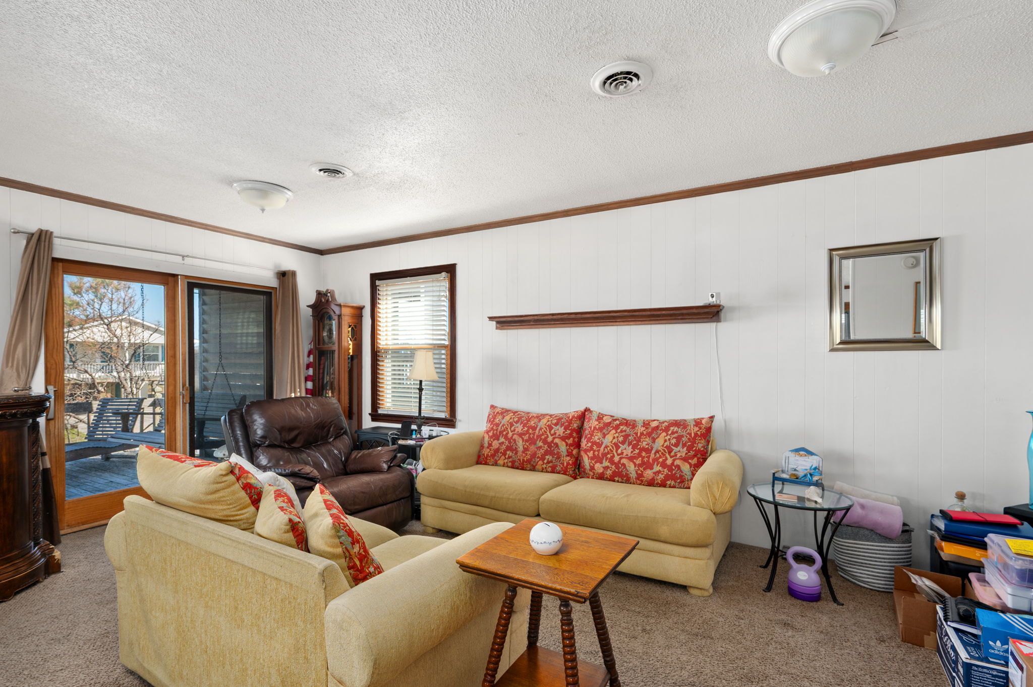 101-E-Carlow-Living-V2