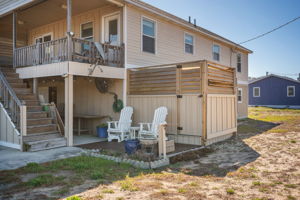 101-E-Carlow-Private-Hot-Tub-Area