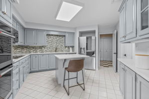 101 Cheswold Ln 2 f, Haverford, PA 19041, USA Photo 32