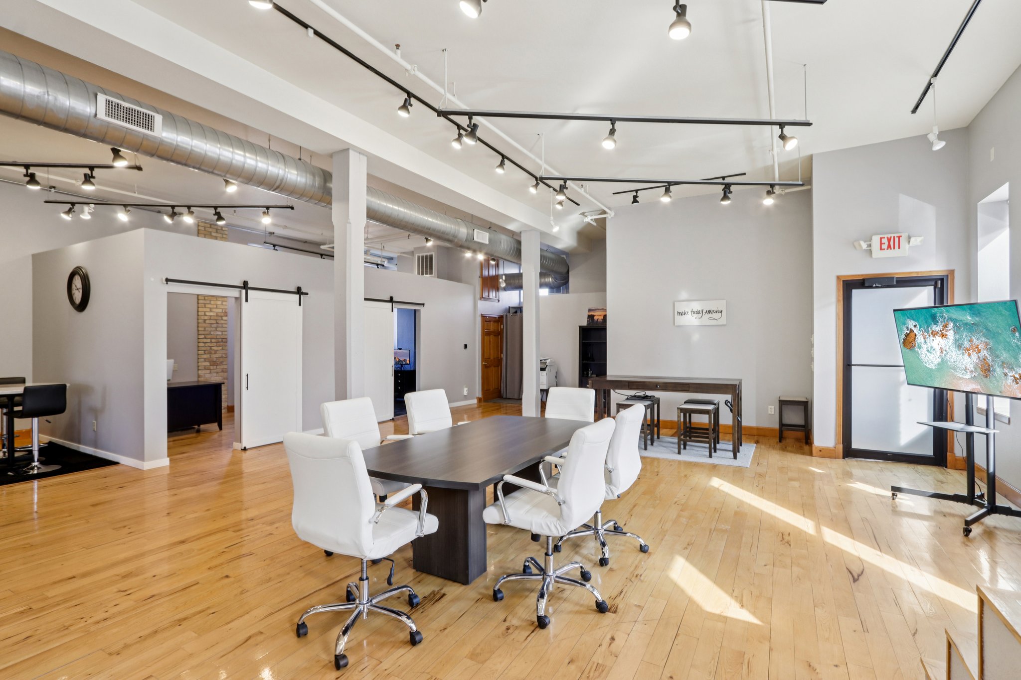 Church St-S2402-021.jpg