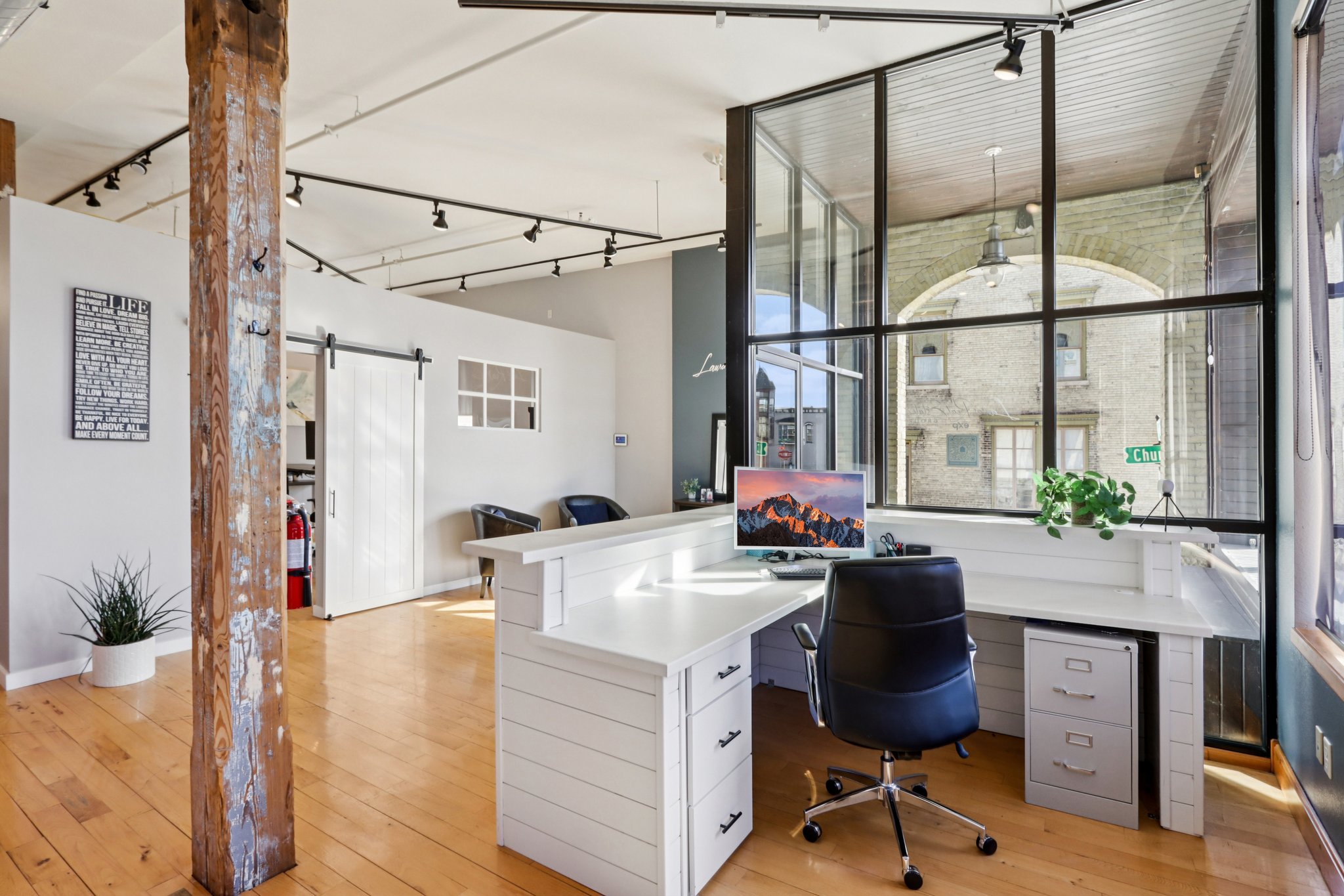 Church St-S2402-030.jpg