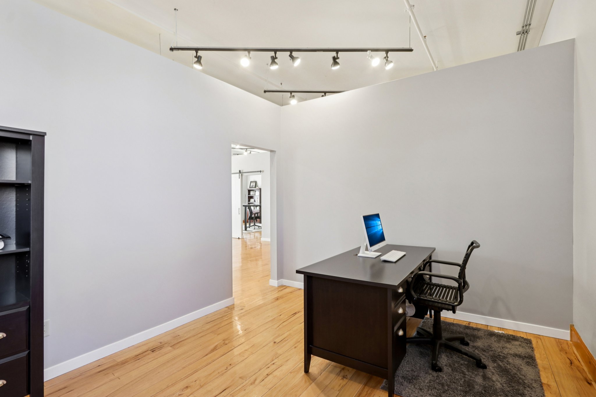 Church St-S2402-038.jpg