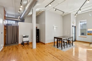 Church St-S2402-020.jpg