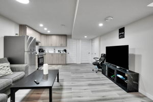  Photo 34