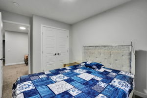  Photo 47