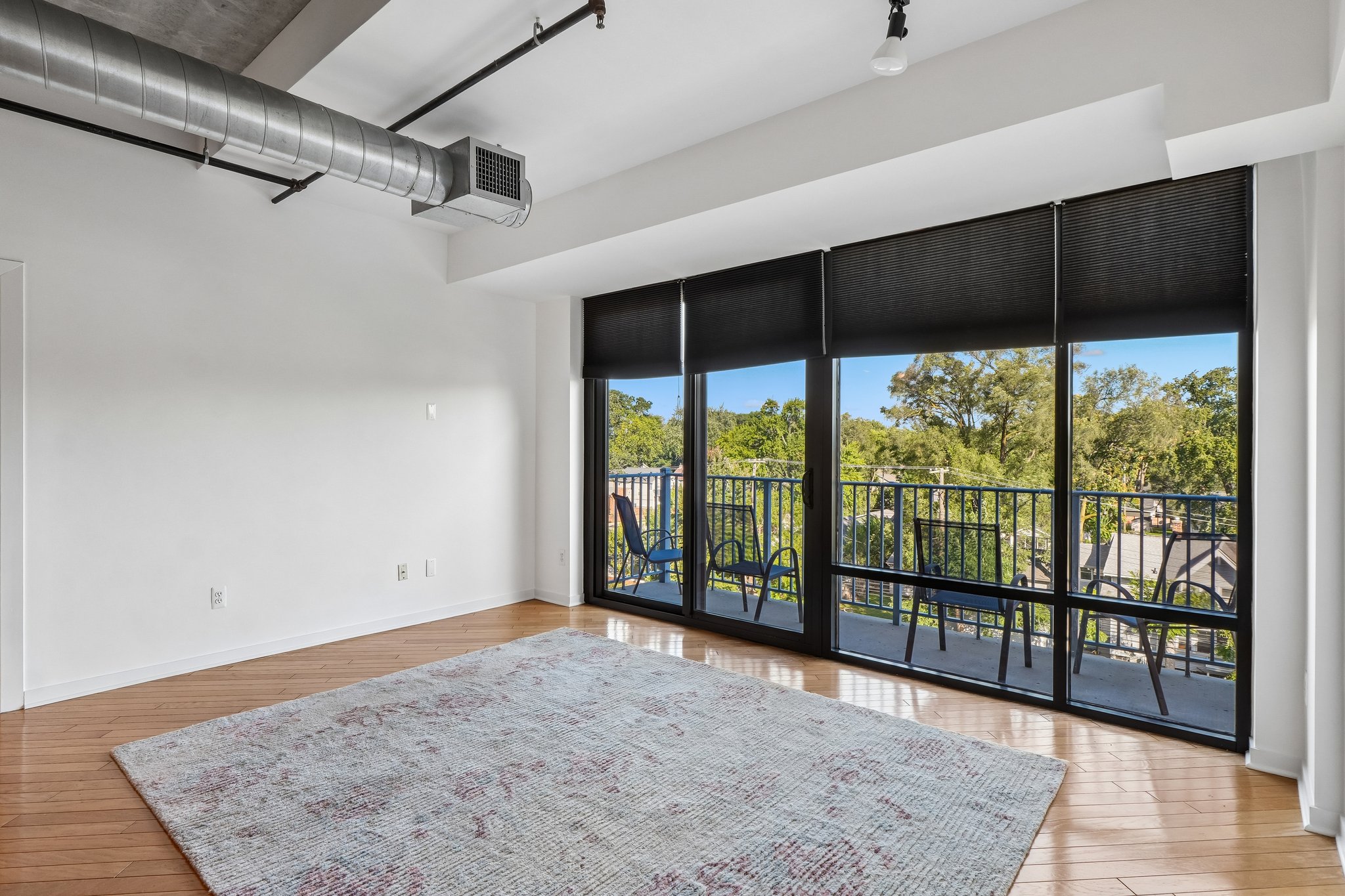 Curry Ave 536-S2609-005.jpg