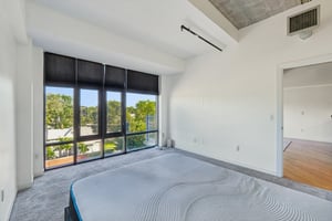 Curry Ave 536-S2609-017.jpg