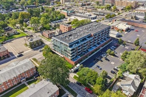 Curry Ave 536-S2609-029.jpg