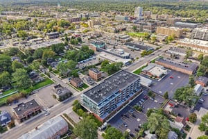 Curry Ave 536-S2609-033.jpg