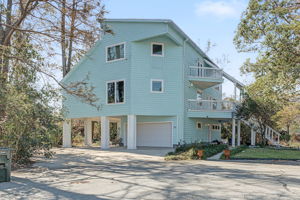  Photo 0