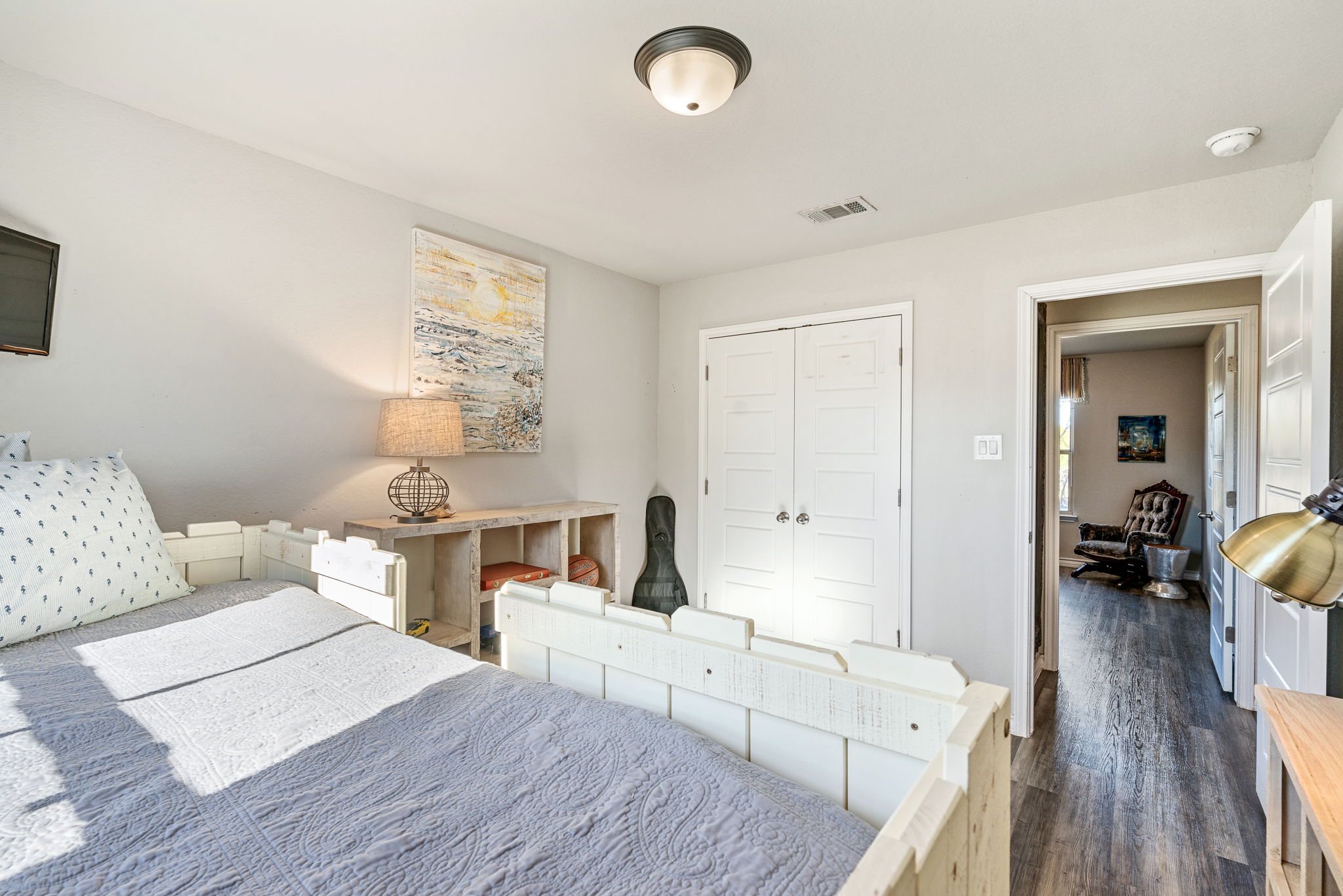 101 E Eli Chandler, Blanco, TX 78606