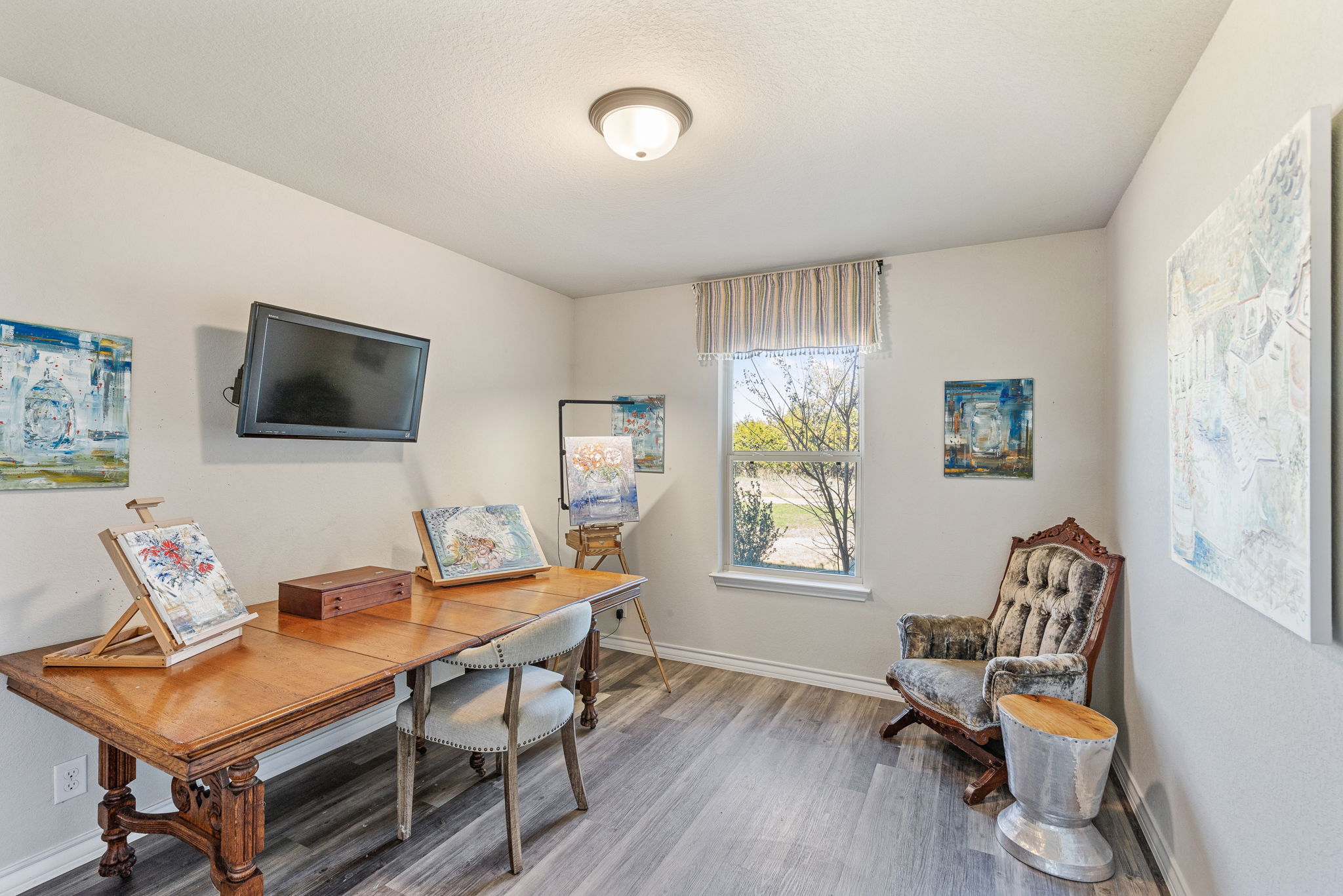 101 E Eli Chandler, Blanco, TX 78606