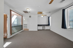  Photo 49