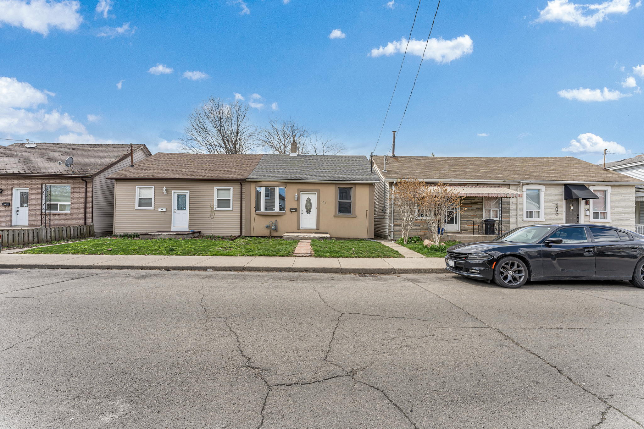 101 Emerald St N, Hamilton, ON L8L 5K5, Canada Photo 2