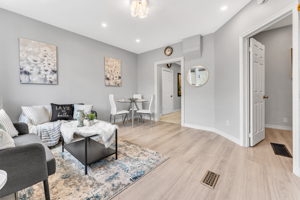 101 Emerald St N, Hamilton, ON L8L 5K5, Canada Photo 11