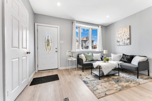101 Emerald St N, Hamilton, ON L8L 5K5, Canada Photo 8