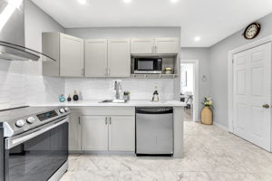 101 Emerald St N, Hamilton, ON L8L 5K5, Canada Photo 23