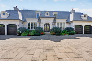 101 Forest Heights Blvd, Toronto ON
