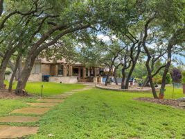  Photo 48