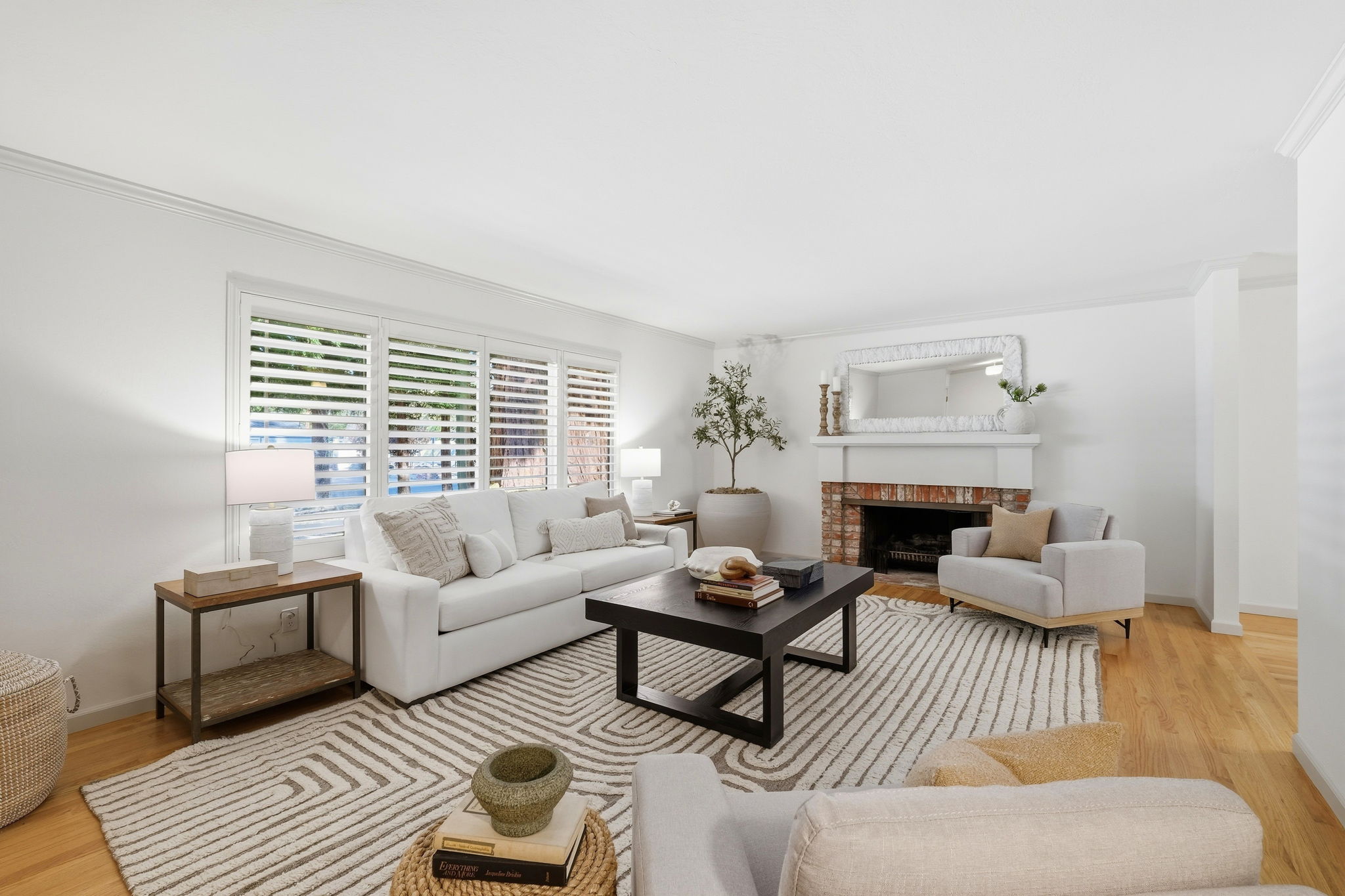 011_f8_101 Hartford Rd