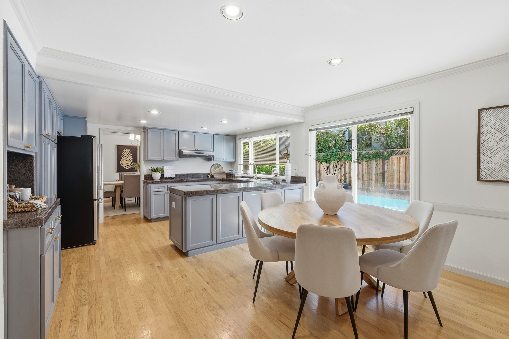 022_f8_101 Hartford Rd