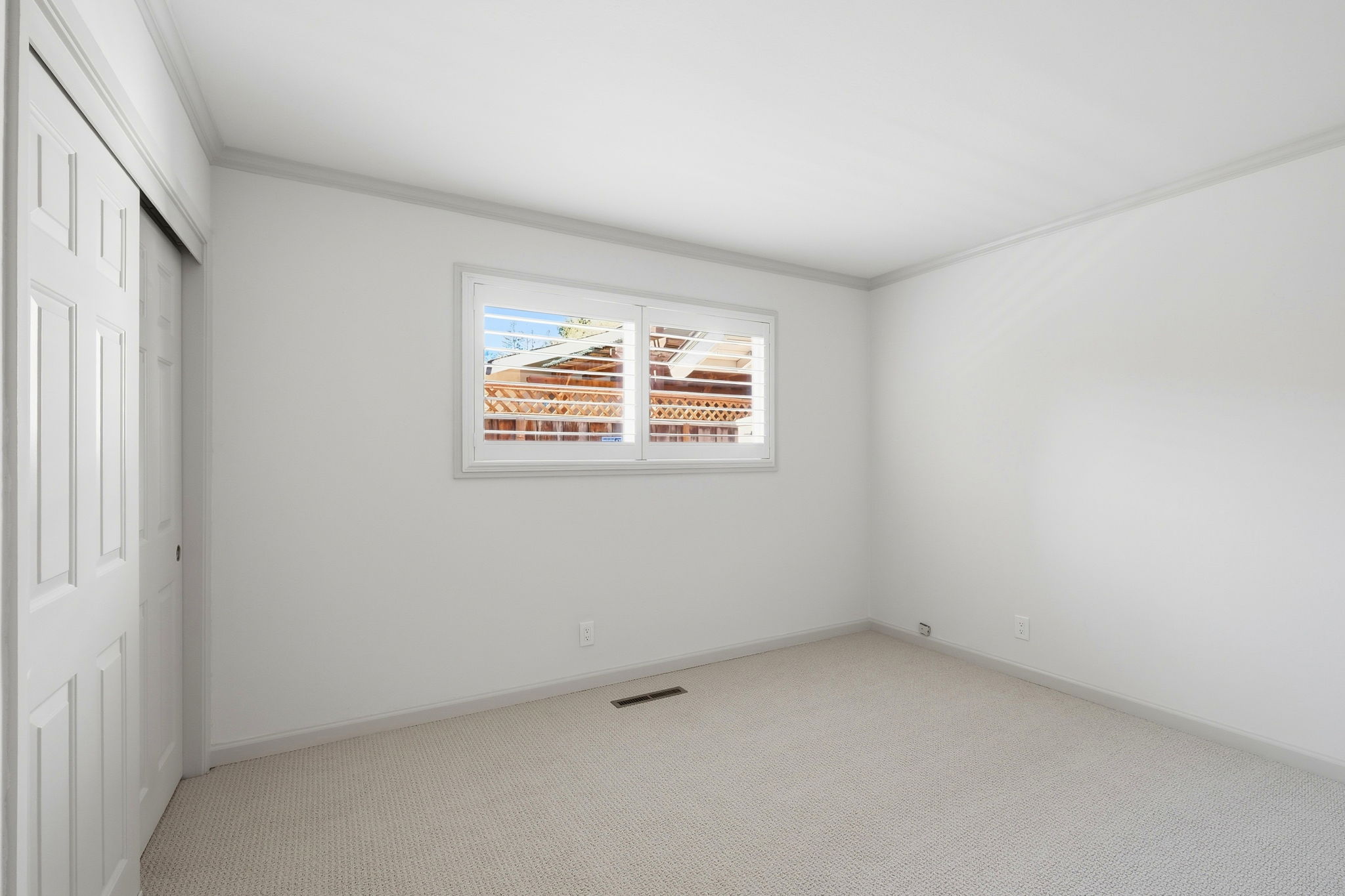 025_f8_101 Hartford Rd