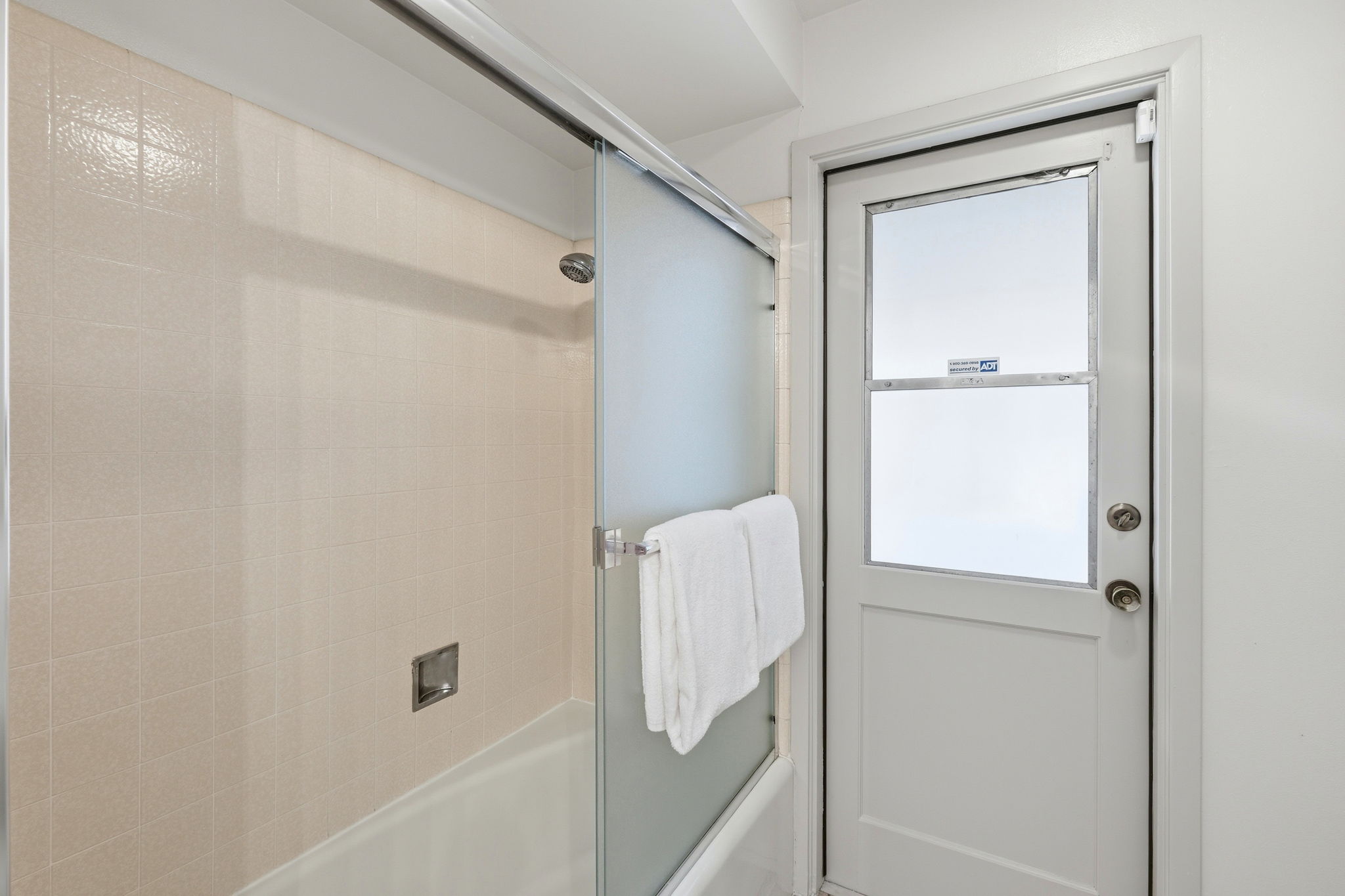 031_f8_101 Hartford Rd