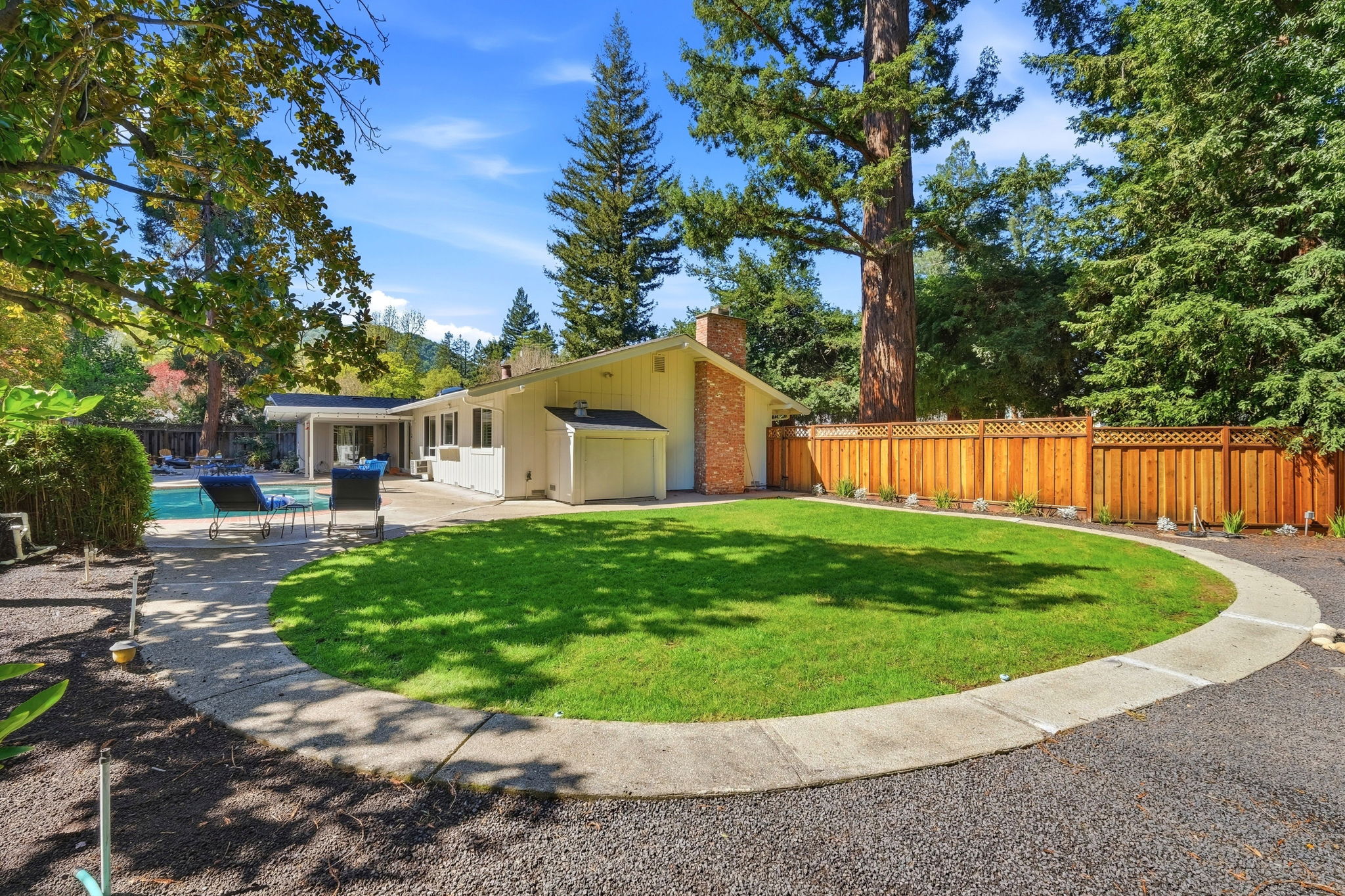 040_f8_101 Hartford Rd