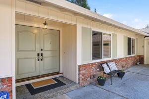 008_f8_101 Hartford Rd