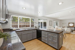 017_f8_101 Hartford Rd