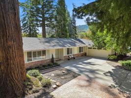 002_f8_AERIAL_101 Hartford Rd