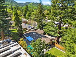 006_f8_AERIAL_101 Hartford Rd