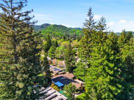 018_f8_AERIAL_101 Hartford Rd