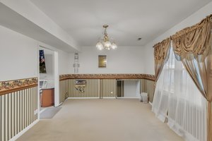 DSC_6967 furniture removed.jpeg