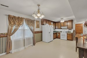 DSC_6972 furniture removed.jpeg