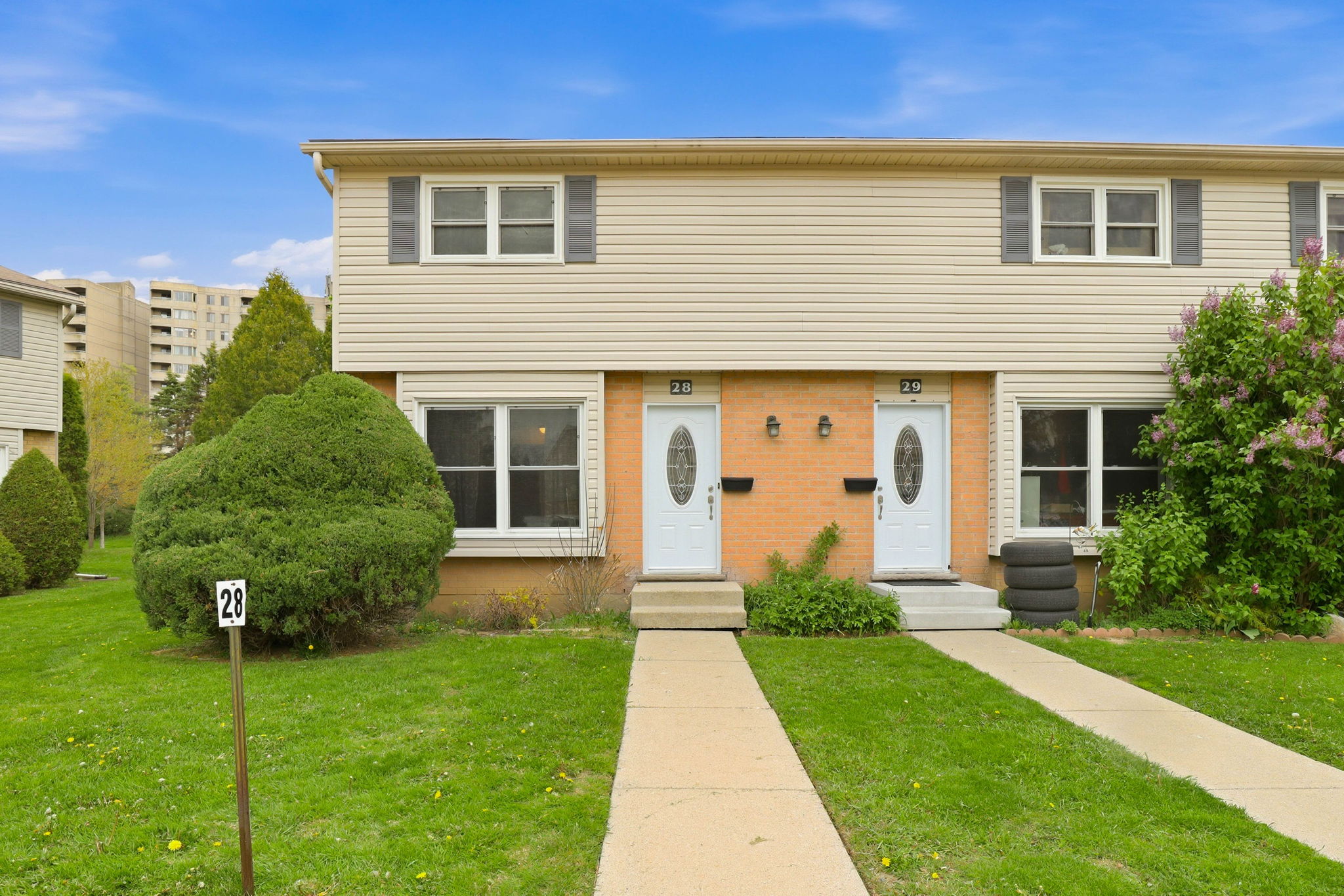 101 Highview Ave E Unit 28 — Exterior