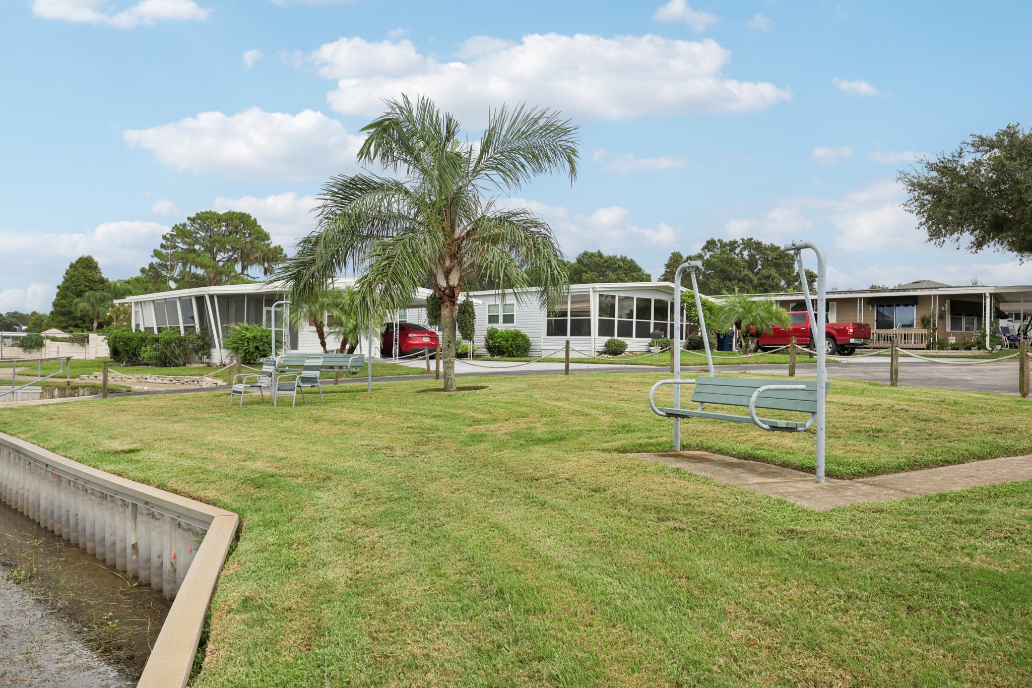 Holiday Ln-2708-913.jpg