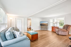 Holiday Ln-S2708-008.jpg