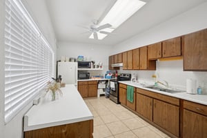 Holiday Ln-2708-904.jpg