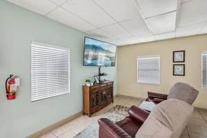 Holiday Ln-2708-905.jpg