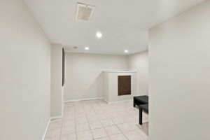  Photo 37