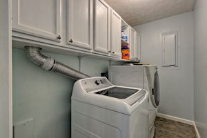  Photo 30