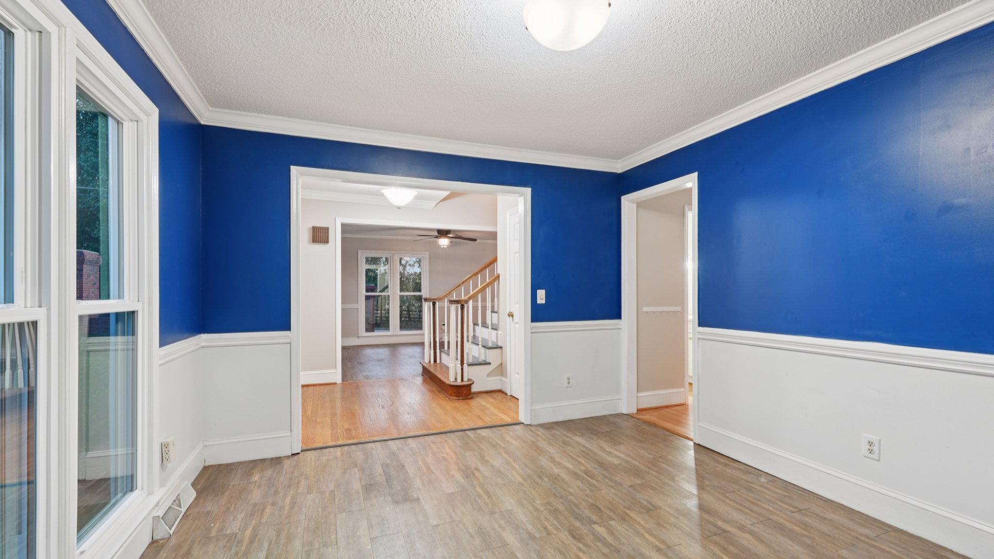 Lynn Cove Ln-S0411-015.jpg