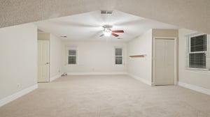 Lynn Cove Ln-S0411-049.jpg