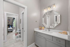  Photo 23