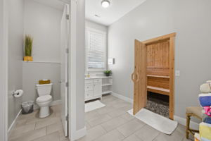  Photo 49